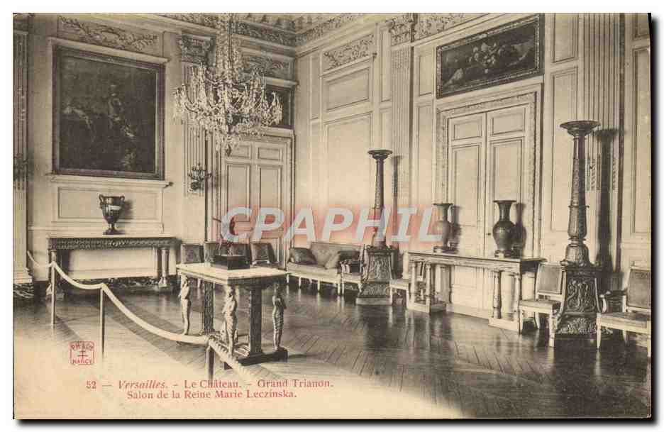 CPA Versailles Le Chateau Grand Trianon Salon de la reine Leczinska