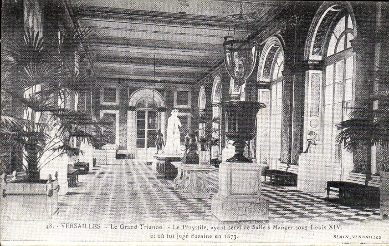 CPA Versailles Le grand Trianon Le Perystile 