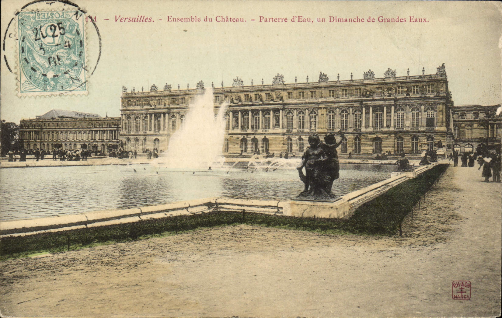 CPA Versailles Ensemble du Chateau Parterre d'eau un dimanche de grandes eaux