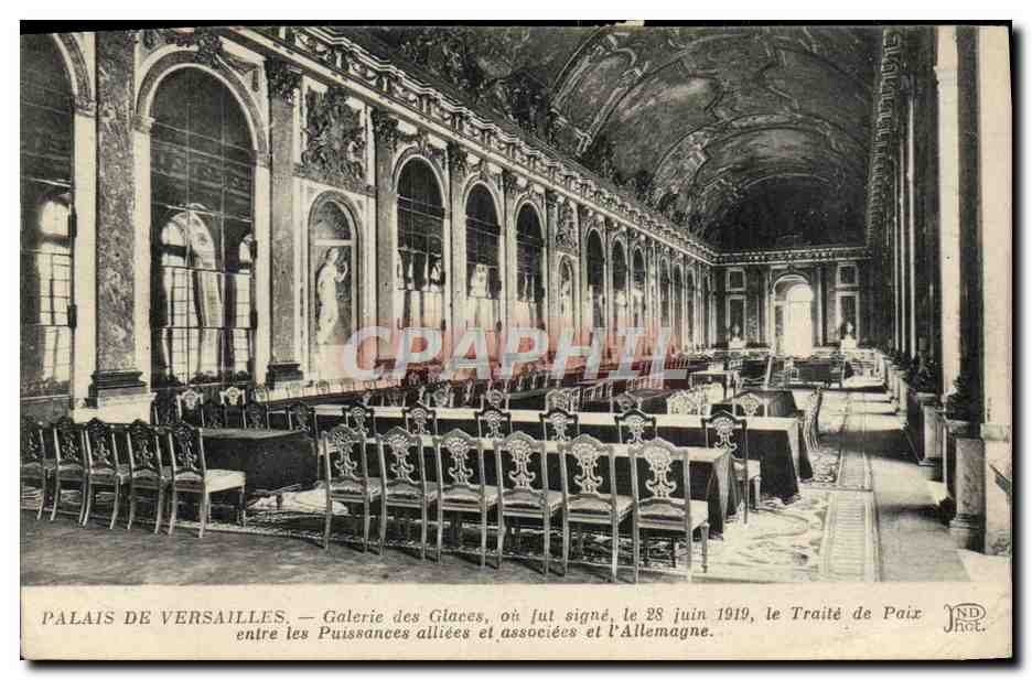 CPA Palais de Versailles Galerie des Glaces 
