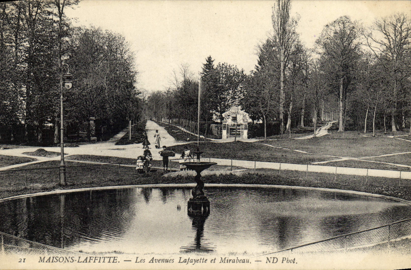 MAISONS-LAFFITTE — Les Avenues Lafayette et Mirabeau — ND Phot.