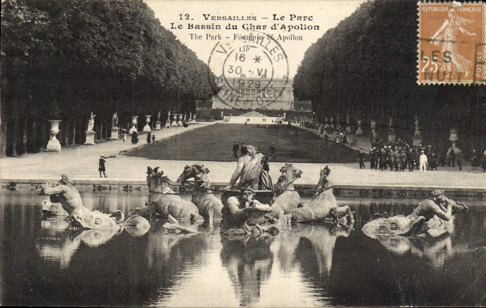 CPA Versailles Le Parc Le Bassin du Char d'Apollon