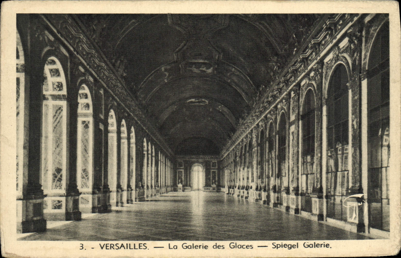 CPA Versailles La Galerie des Glaces 
