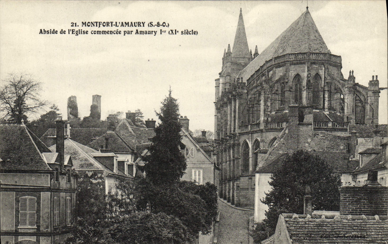 Montfort-l'Amaury — Ábside de la iglesia iniciada por Amaury I (siglo XI) — Ed. H. Huchet, París