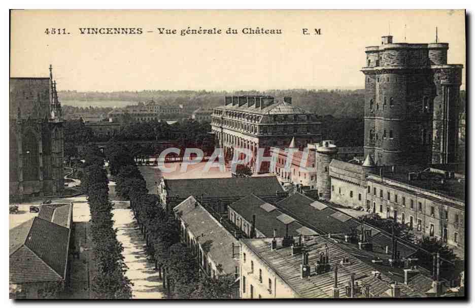 CPA Vincennes Vue generale du Chateau 
