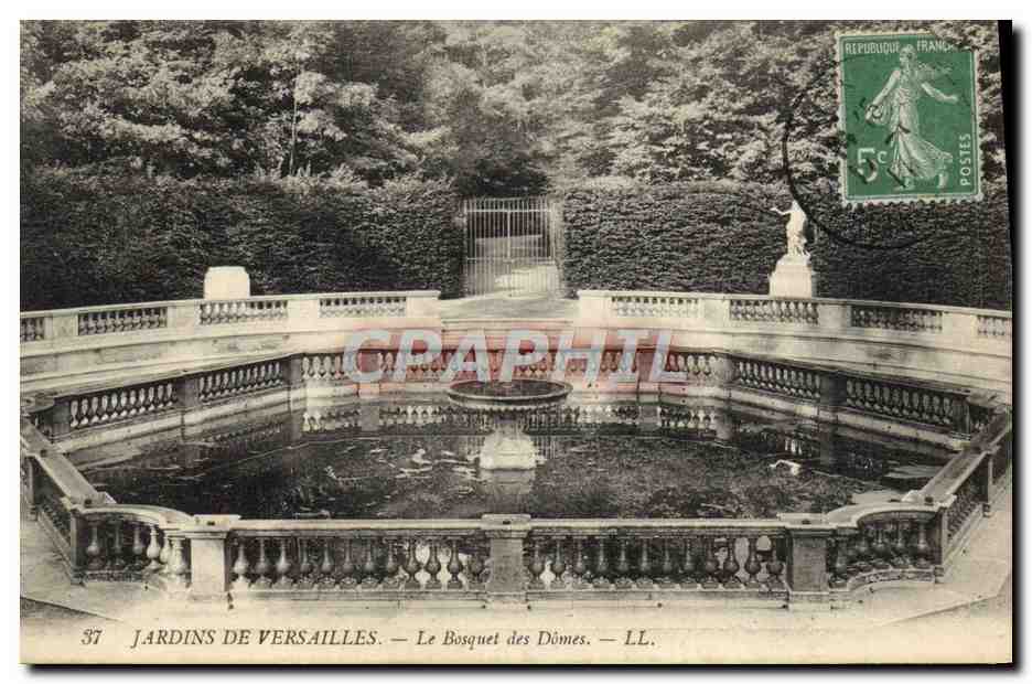 CPA Jardins de Versailles La Bosquet des Domes 
