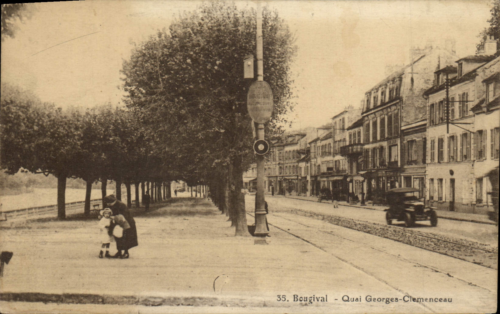 CPA Bougival Quai Georges Clemenceau 