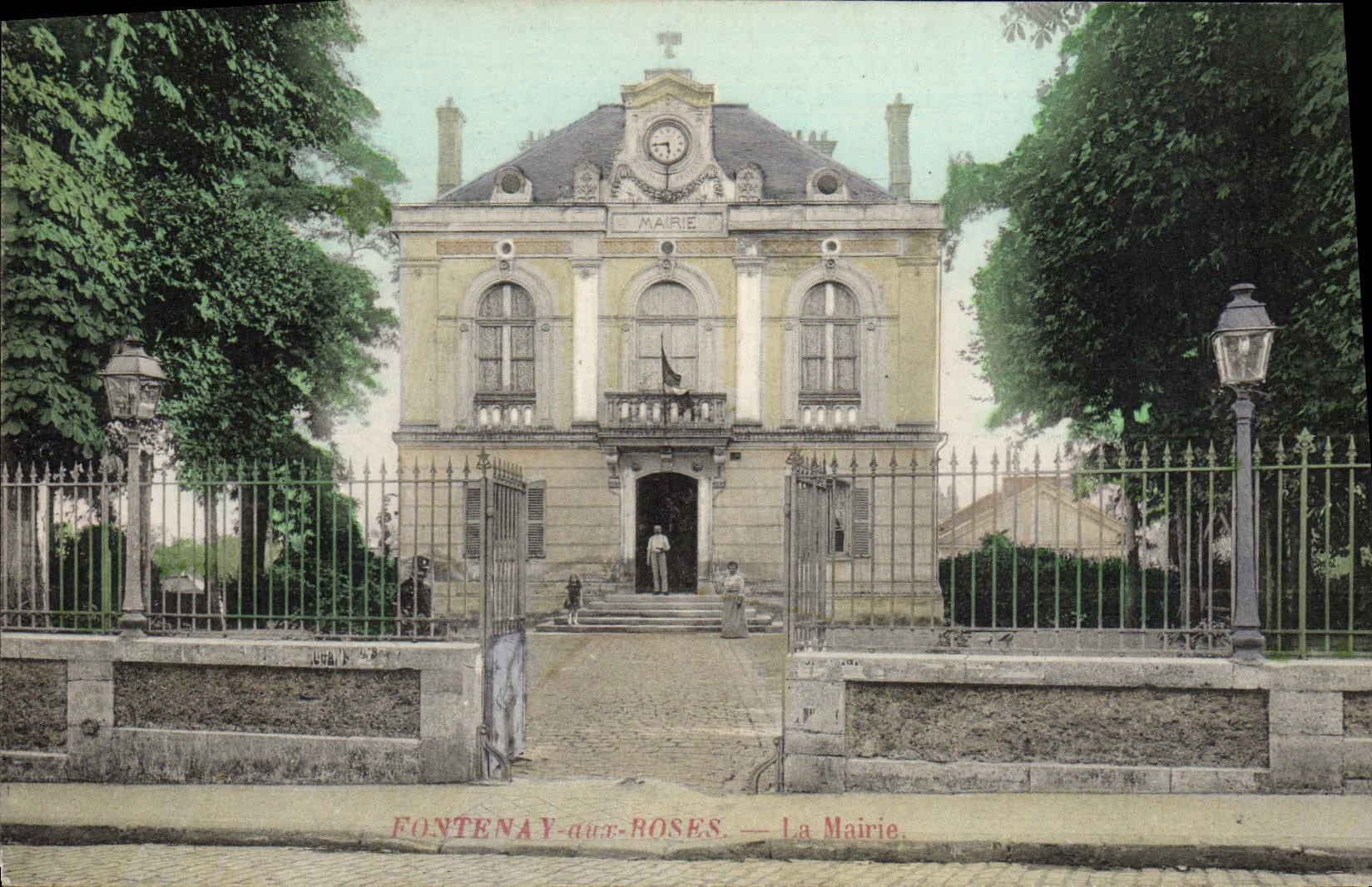 CPA Fontenay aux Roses La Mairie