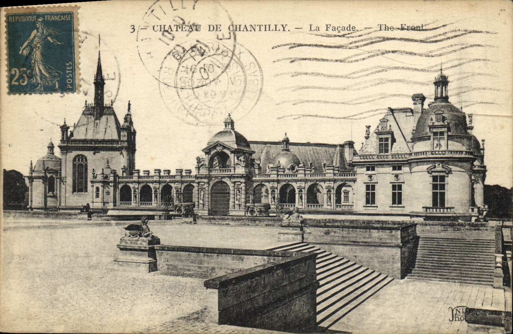 CPA Chateau de Chanteilly La Facade 
