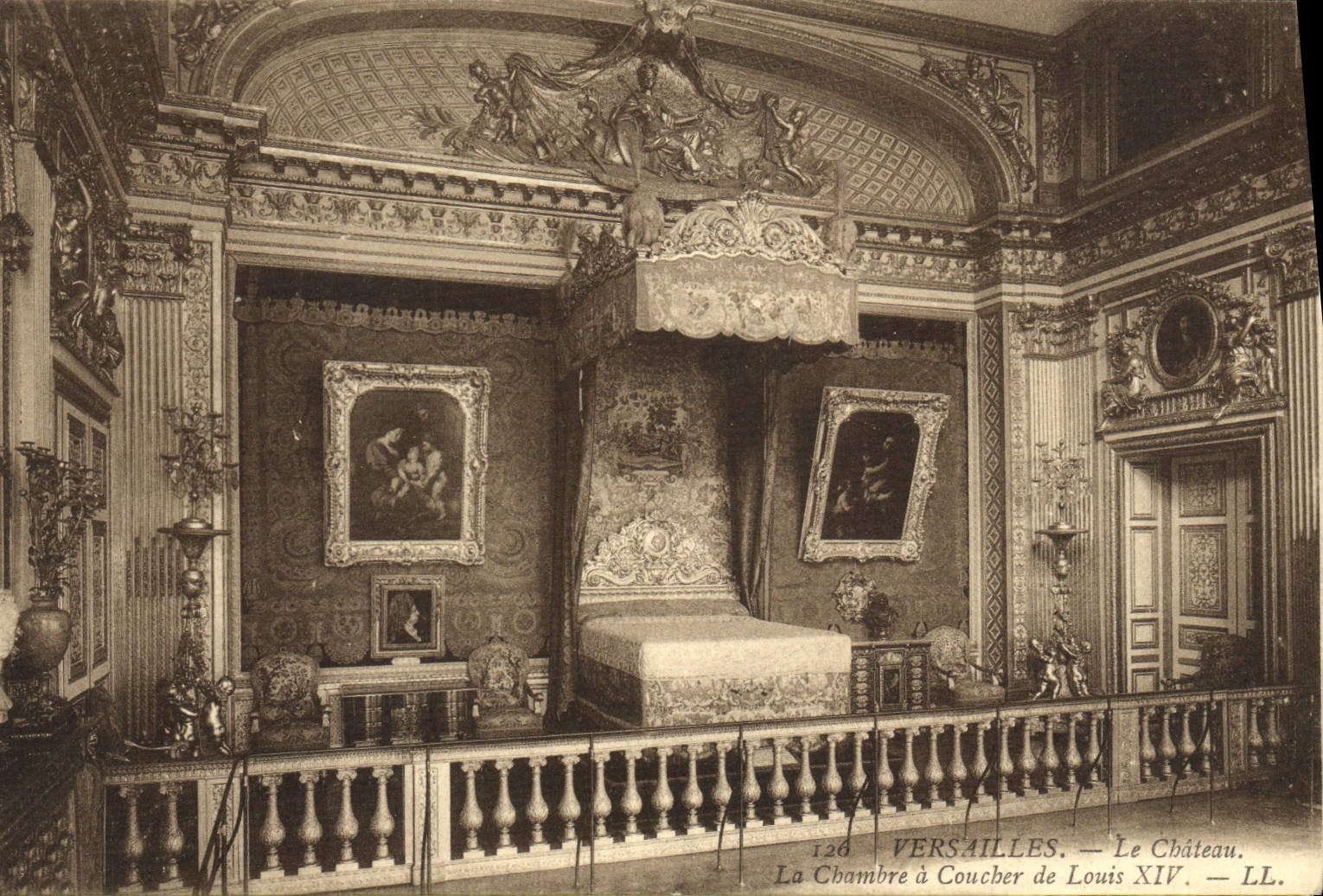 Versailles — Le Château. La Chambre à Coucher de Louis XIV. — LL. — N° 126