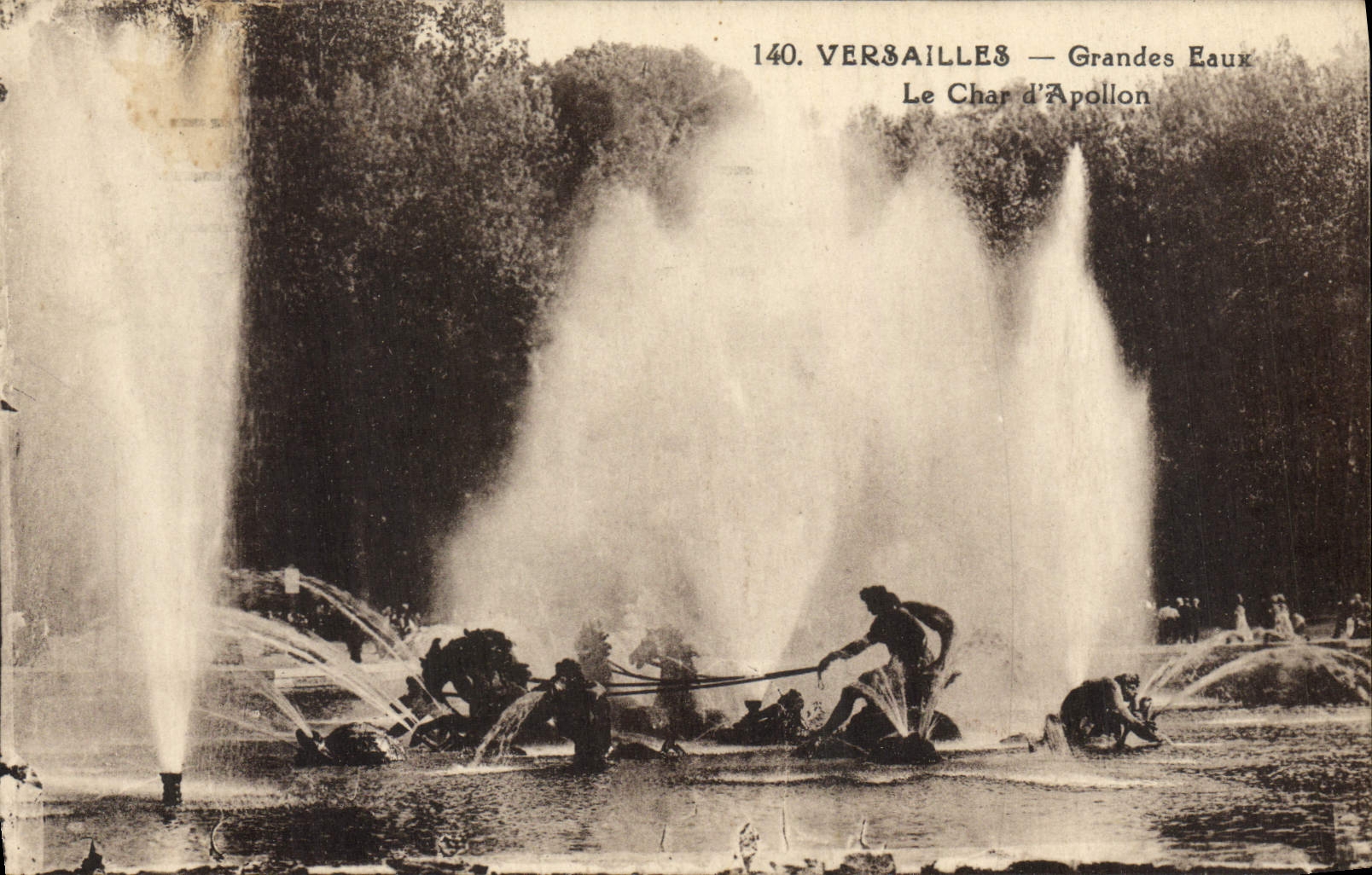 CPA Versailles Grandes Eaux Le char d'Apollon