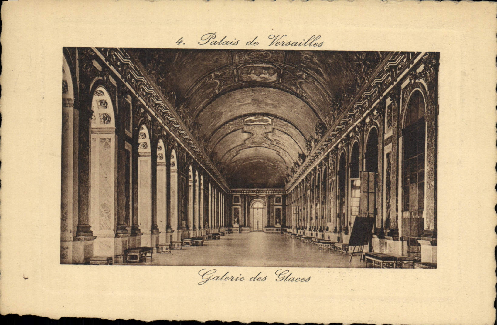 CPA Palais De Versailles Galerie des glaces