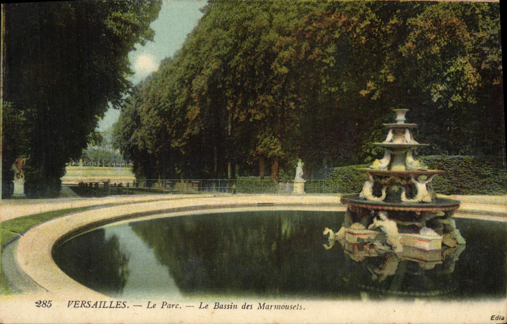 CPA Versailles Le Parc Le bassin des Marmousets