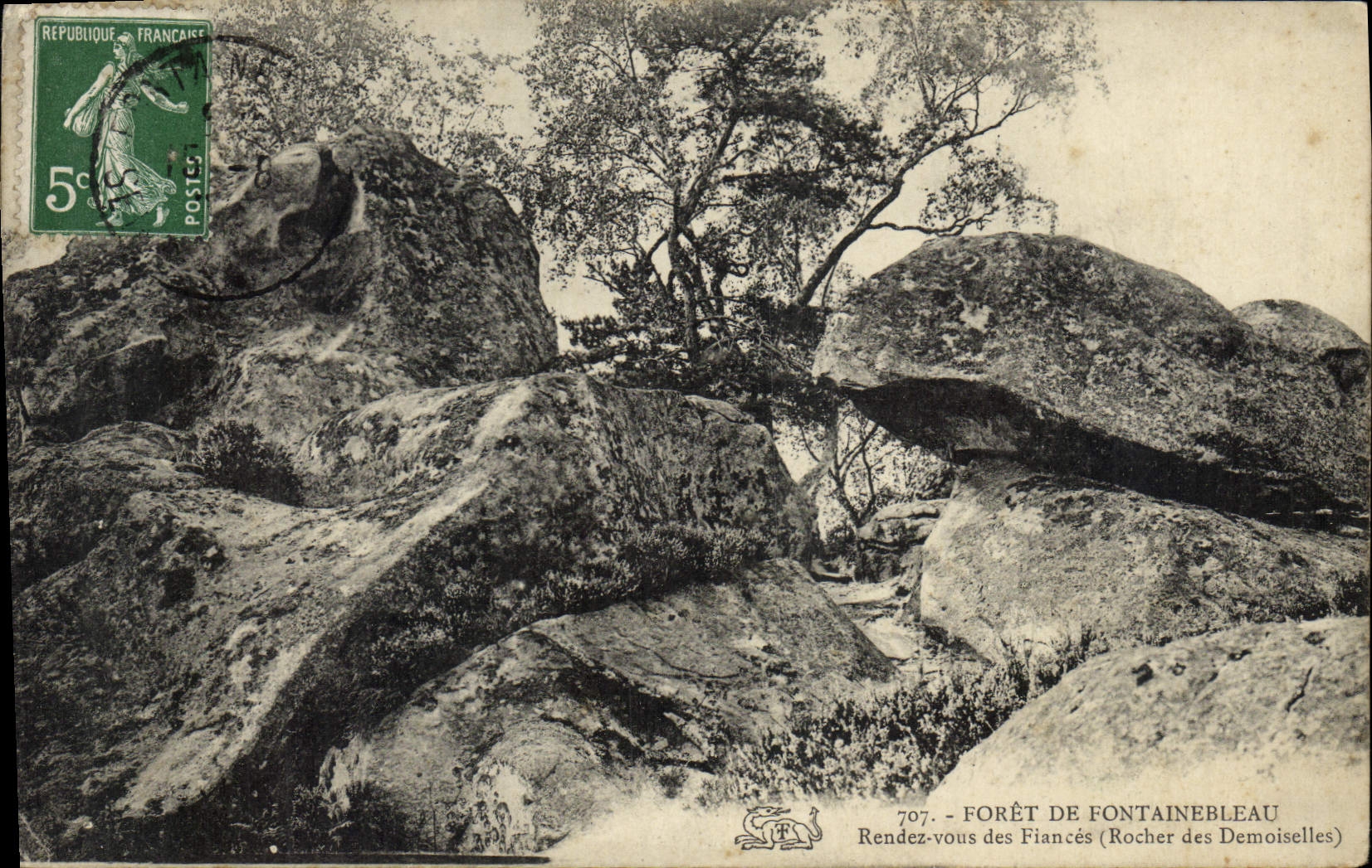 Forêt de Fontainebleau — Das Treffen der Verlobten (Rocher des Demoiselles) — unbekannter Verlag, Seriennummer 707