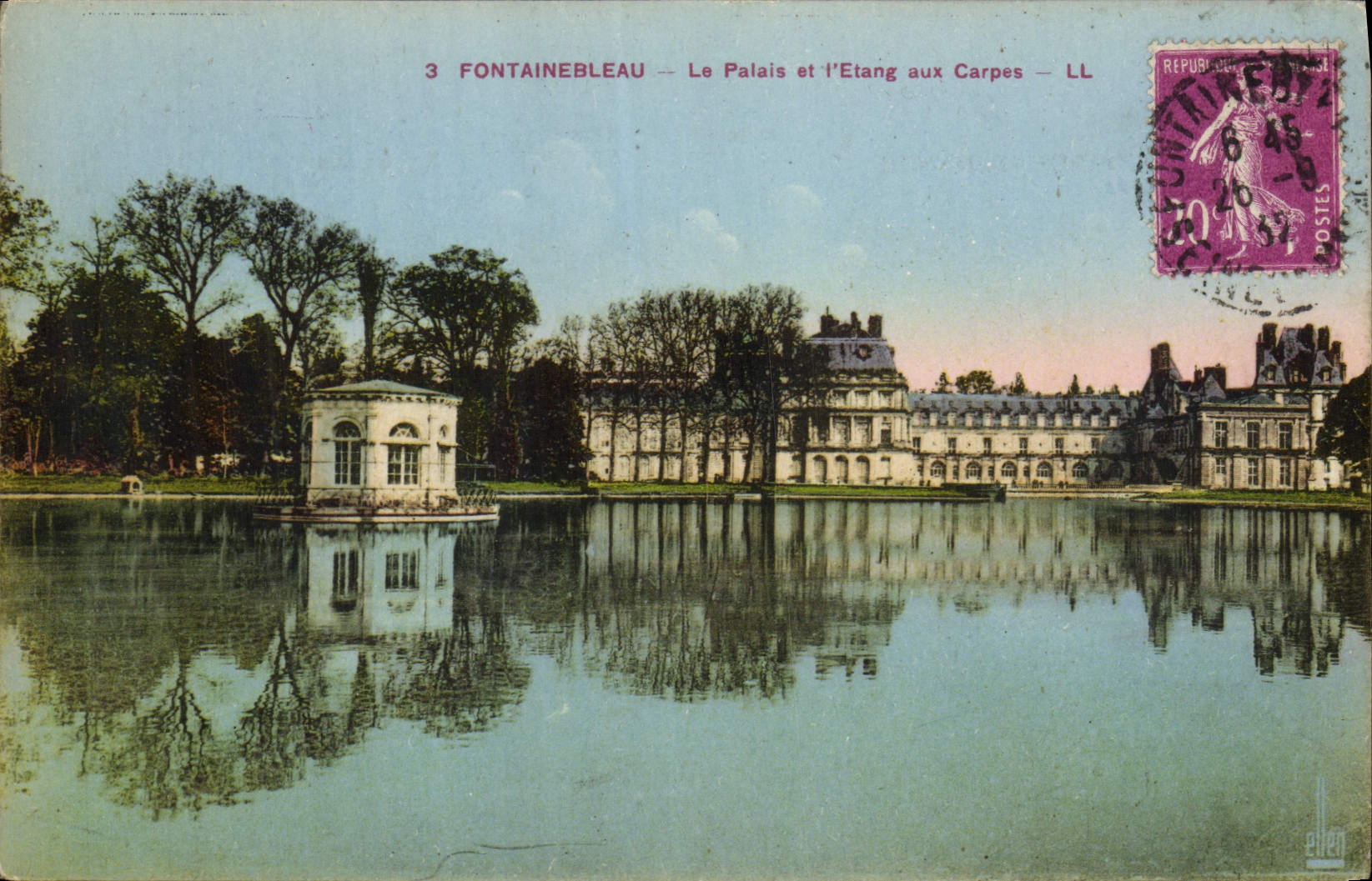 Fontainebleau — Il Palazzo e il Lago delle Carpe — LL