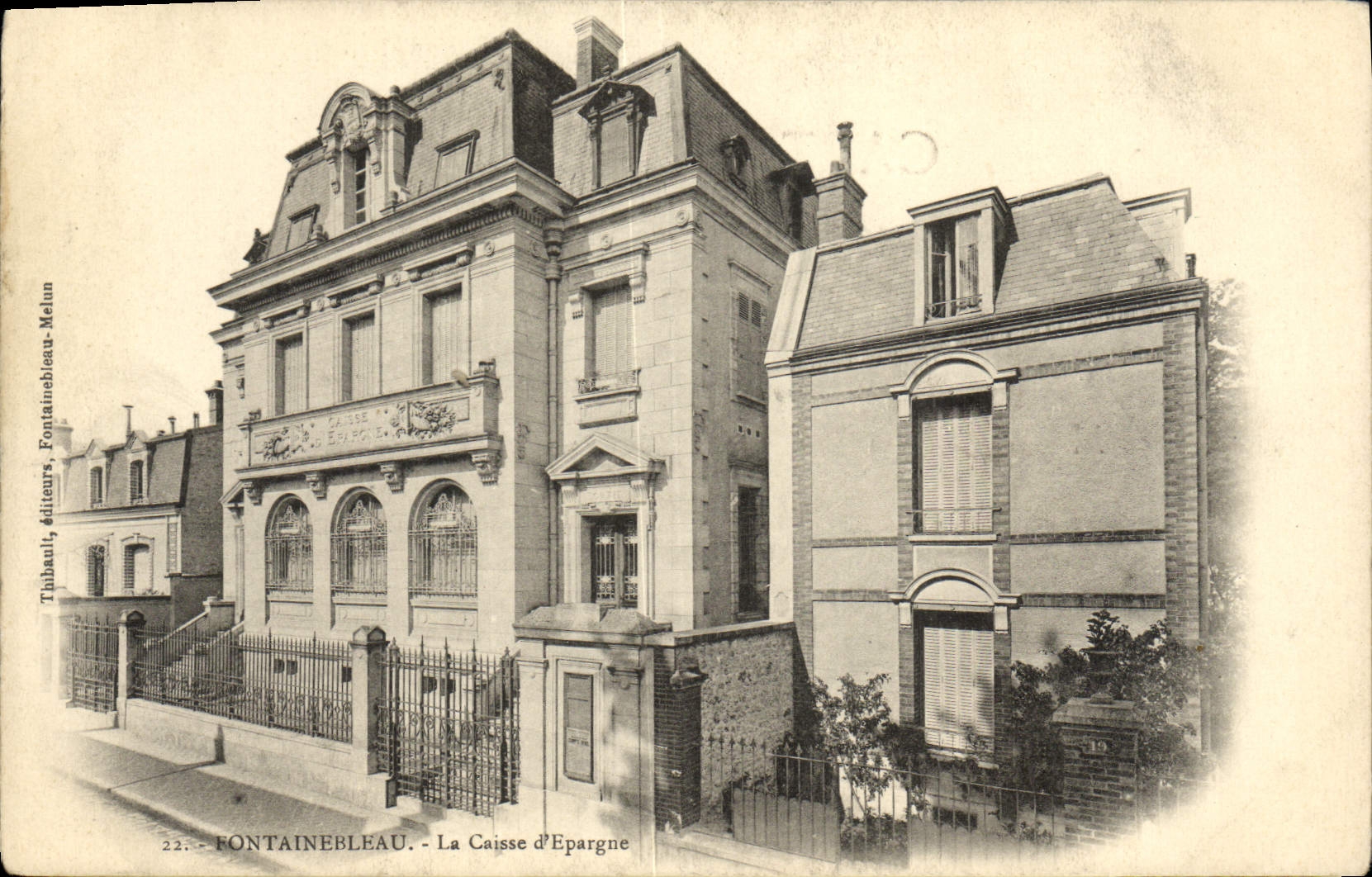 Fontainebleau — La Caisse d'Epargne — Thibault, éditeurs, Fontainebleau-Melun