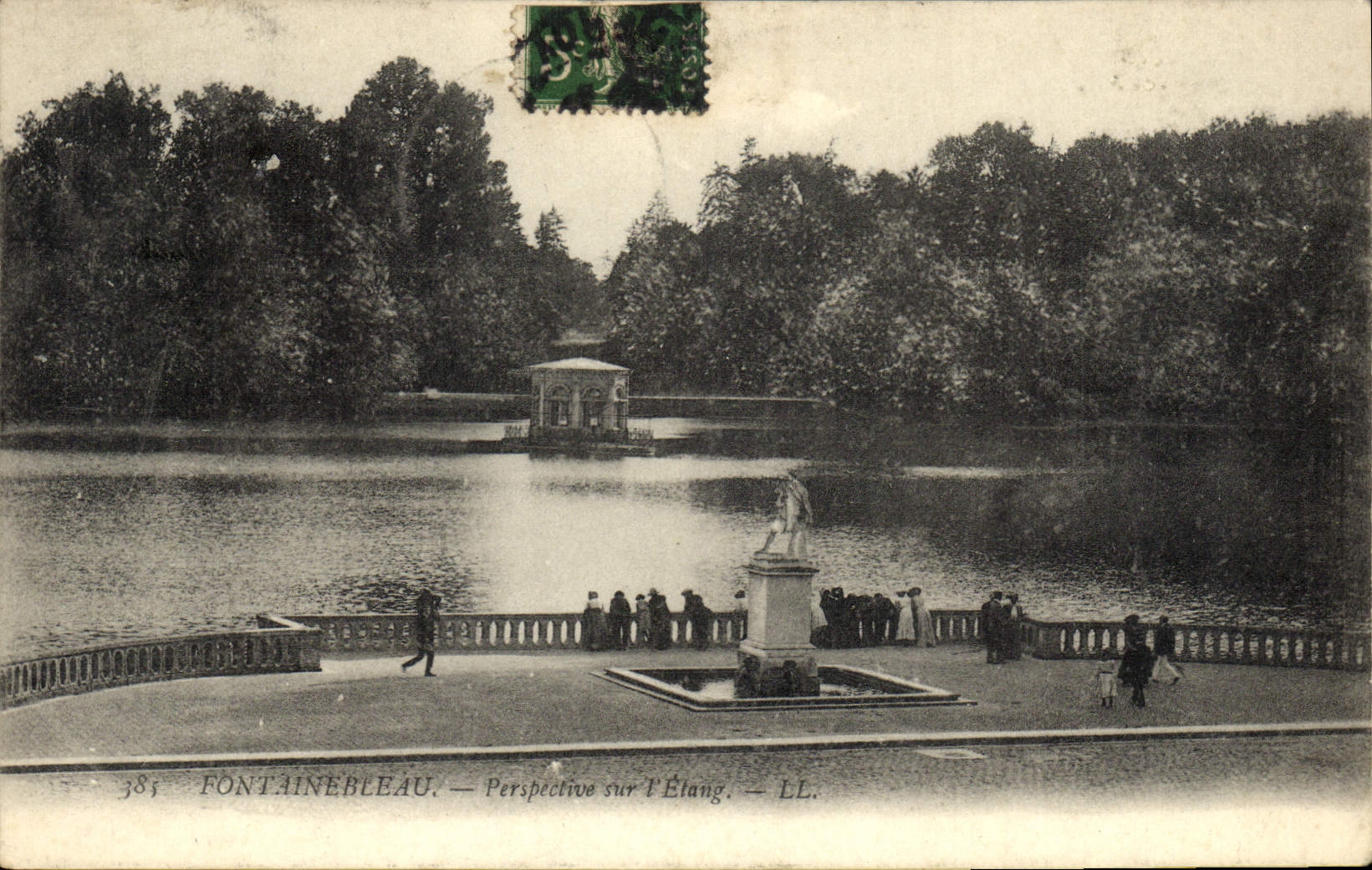 Fontainebleau — Perspektive auf den See — LL. — N° 385 - Vorderseite