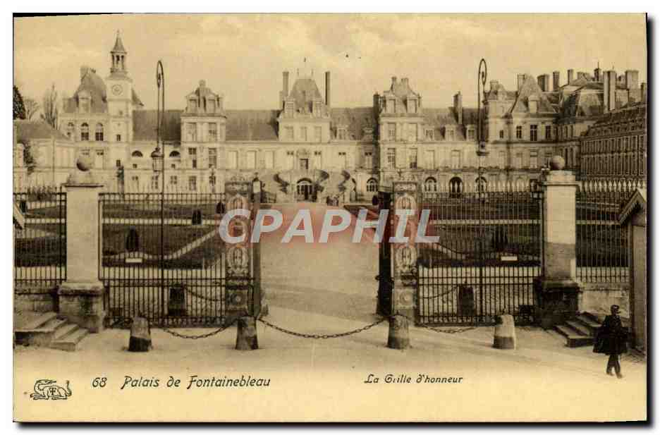 Palast von Fontainebleau — Das Ehrentor — Verlag unbekannt, Nr. 68