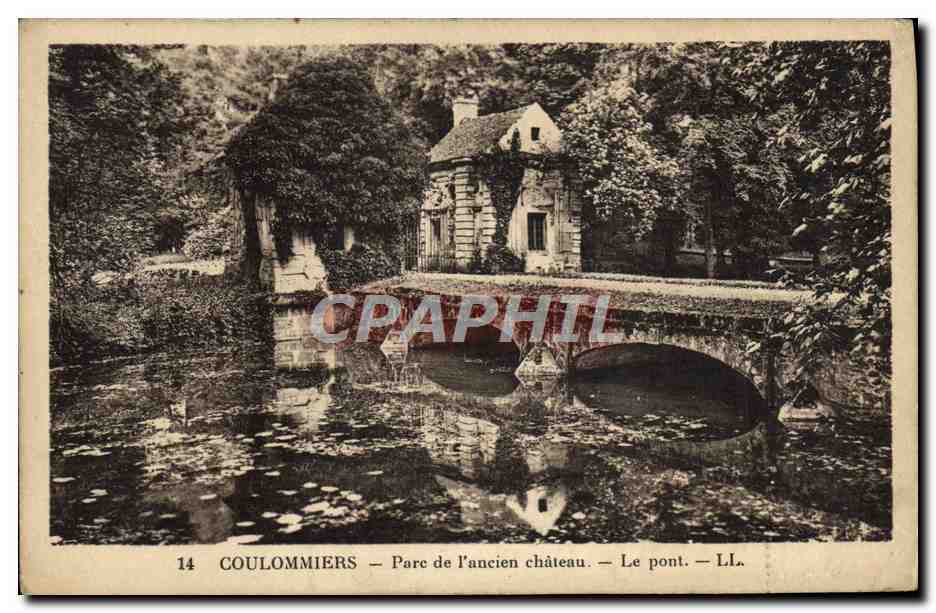 CPA Coulommiers Parc De L'Ancien Chateau Le Pont