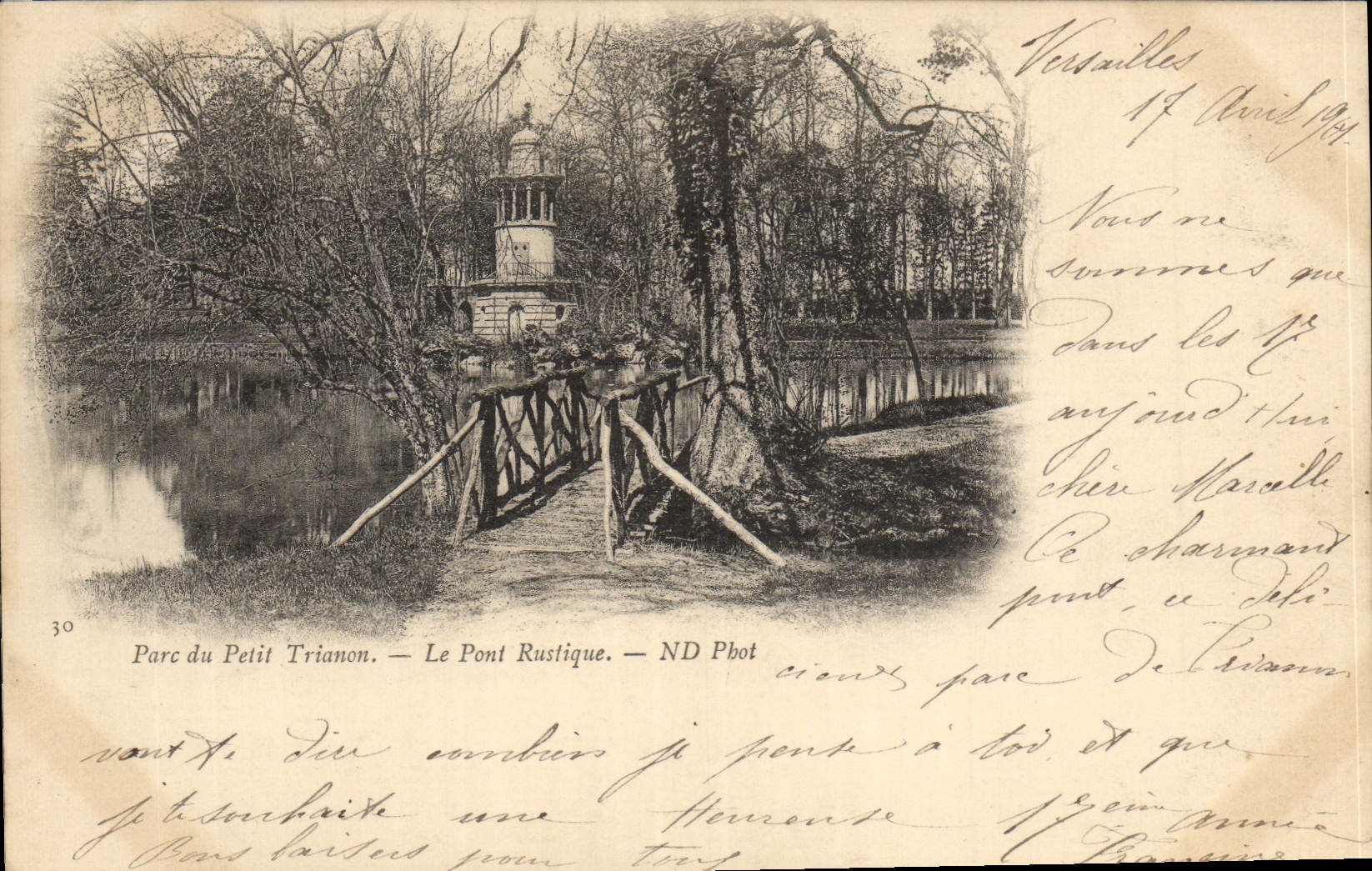 CPA Parc Du Petit Trianon Le Pont Rustique