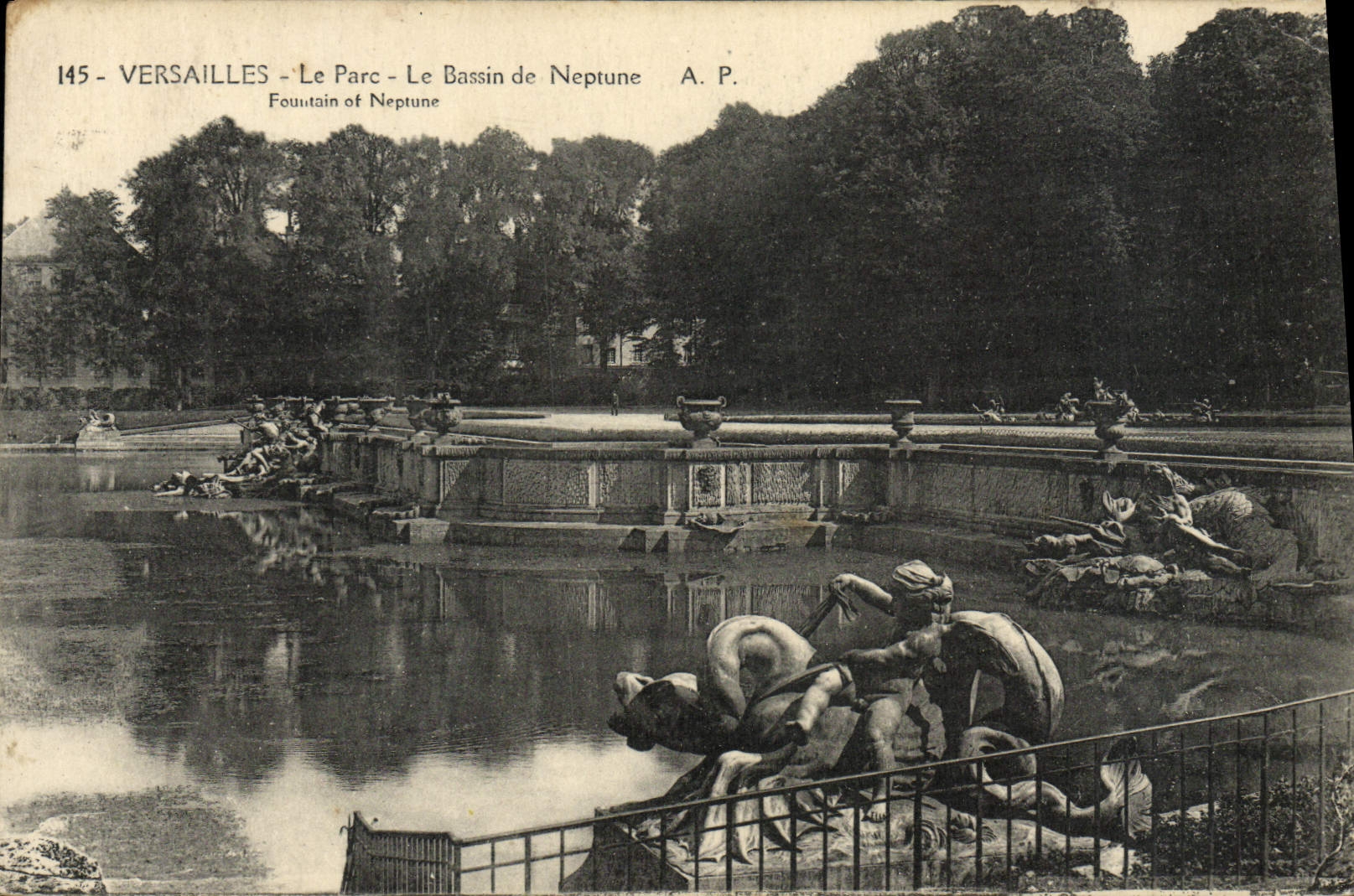 CPA Versailles Le Parc Le Bassin de Neptune