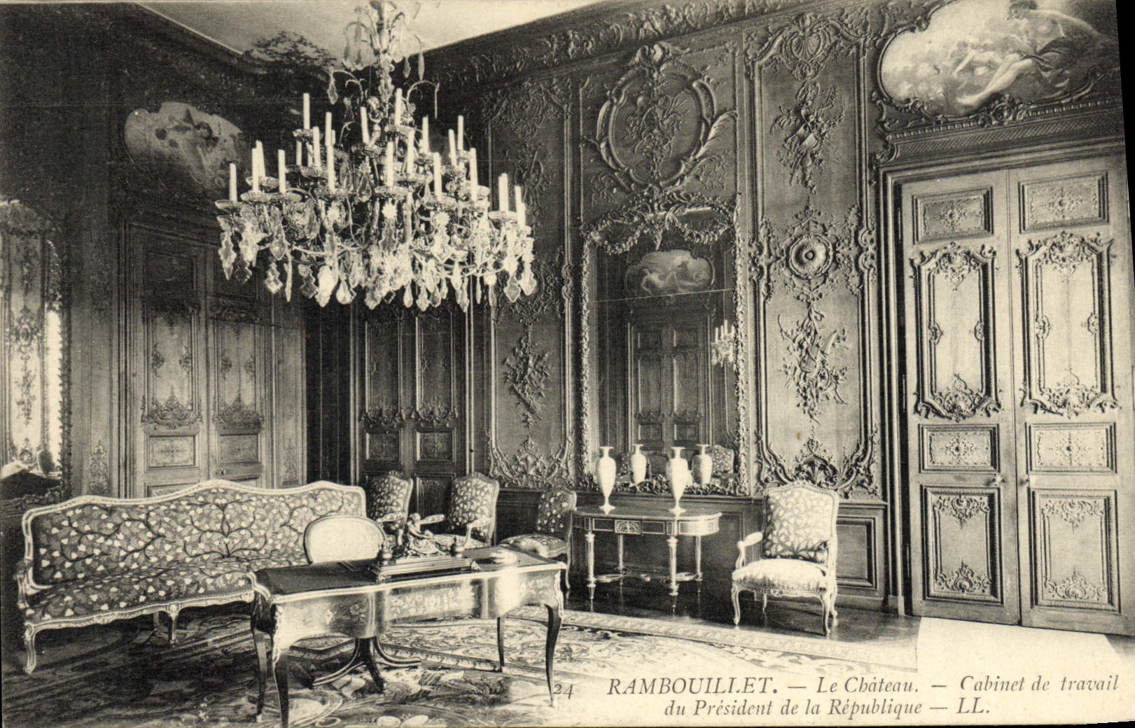 Rambouillet — Le Château — Cabinet de travail du Président de la République — LL. n°24