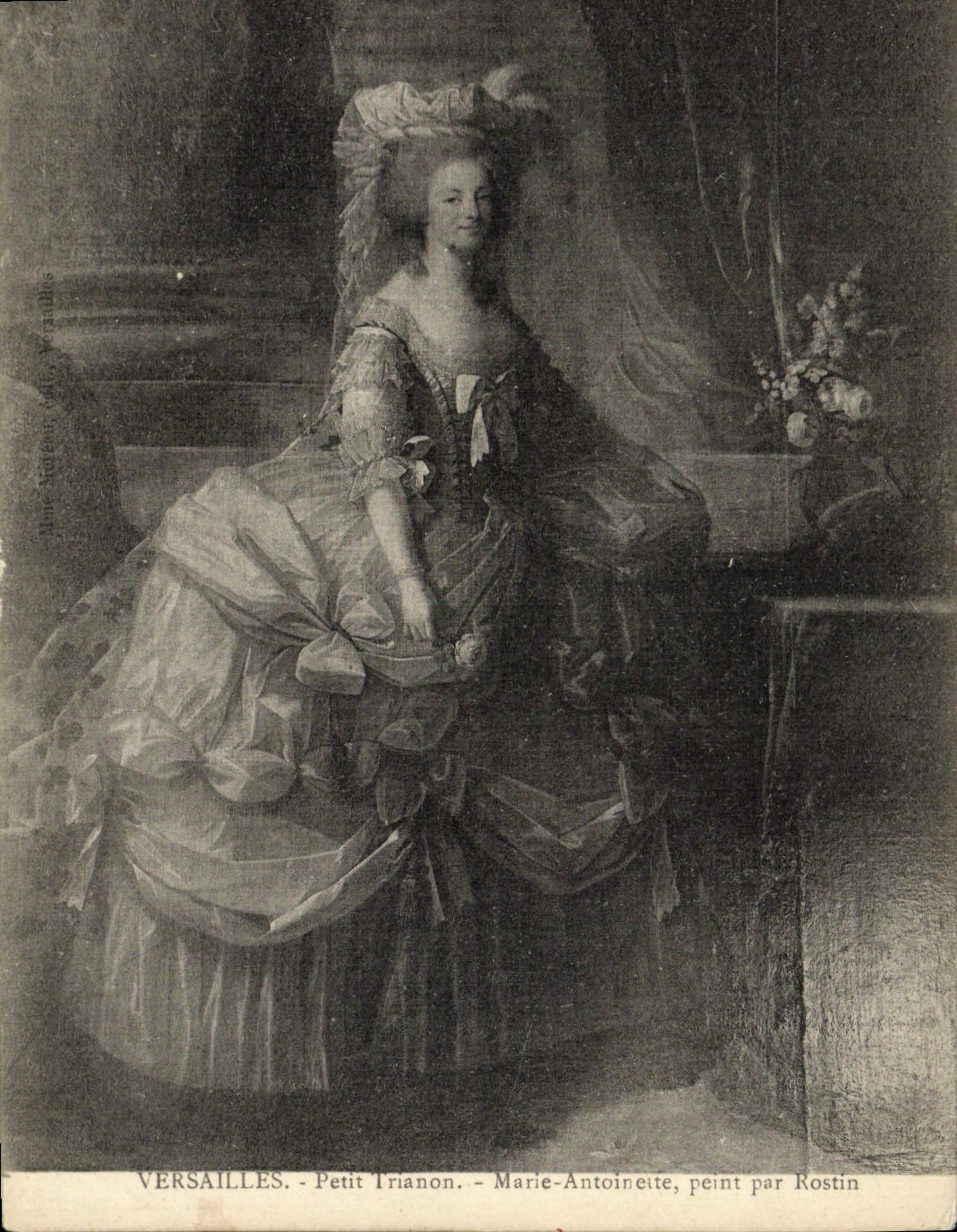 CPA Versailles Petit Trianon Marie Antoinette peint par Rostin 