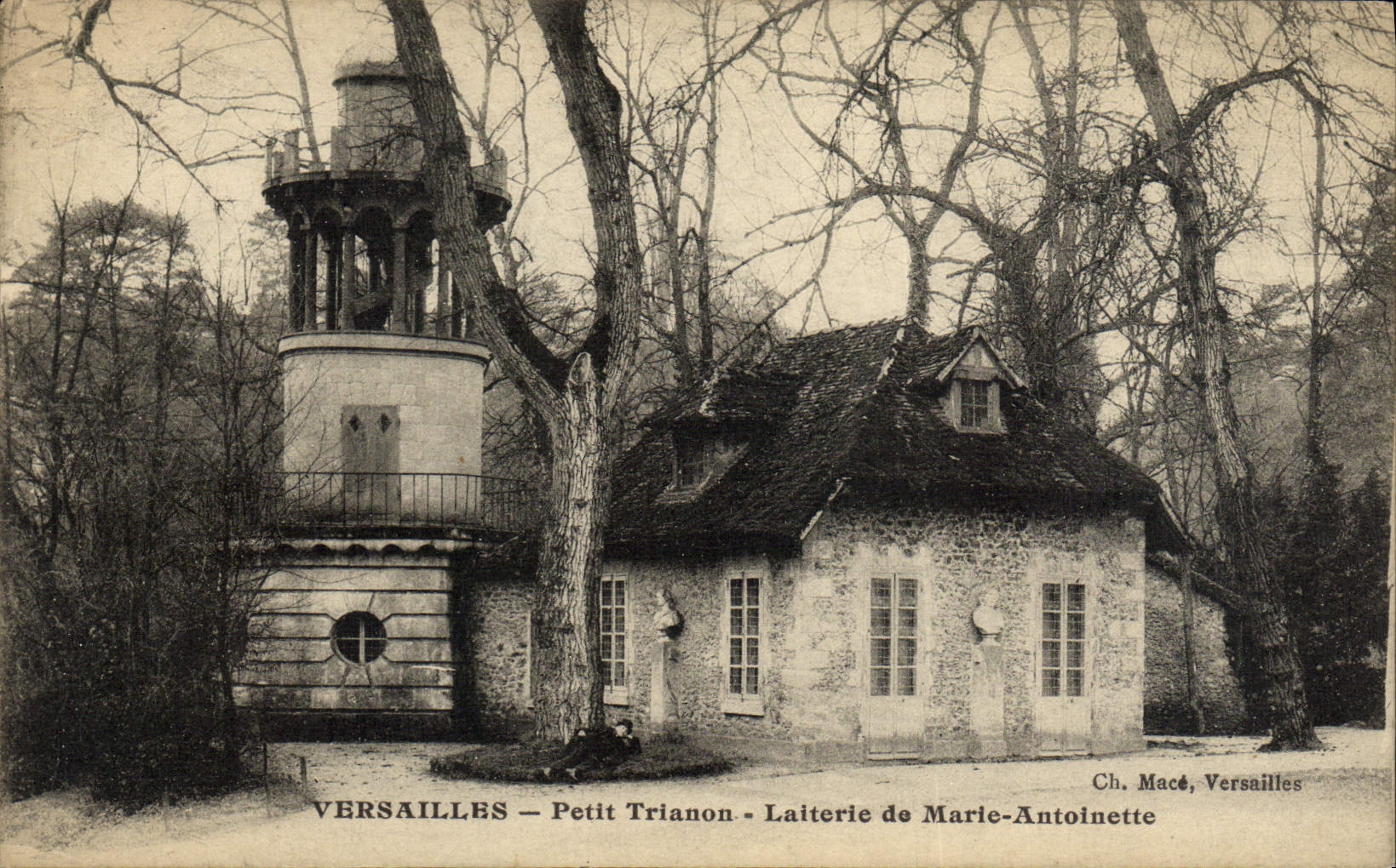 CPA Versailles Petit Trianon Laiterie de Marie Antoinette