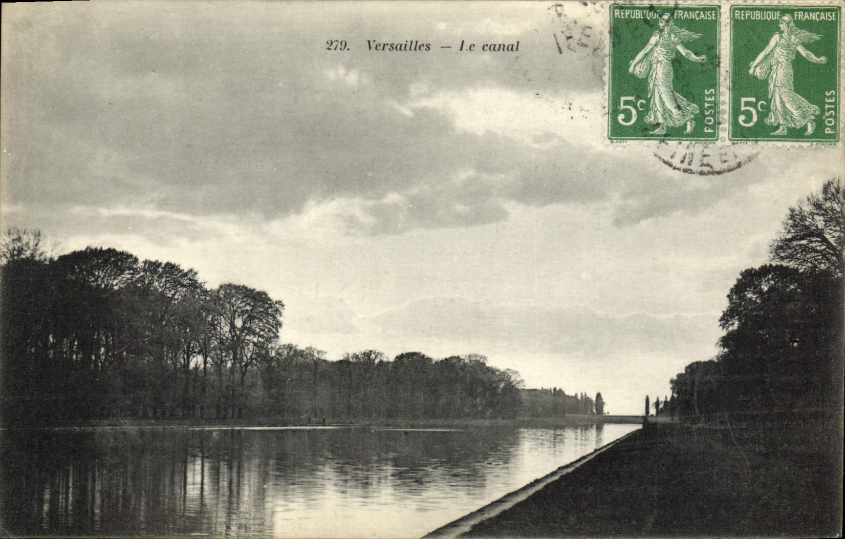 CPA Versailles Le canal