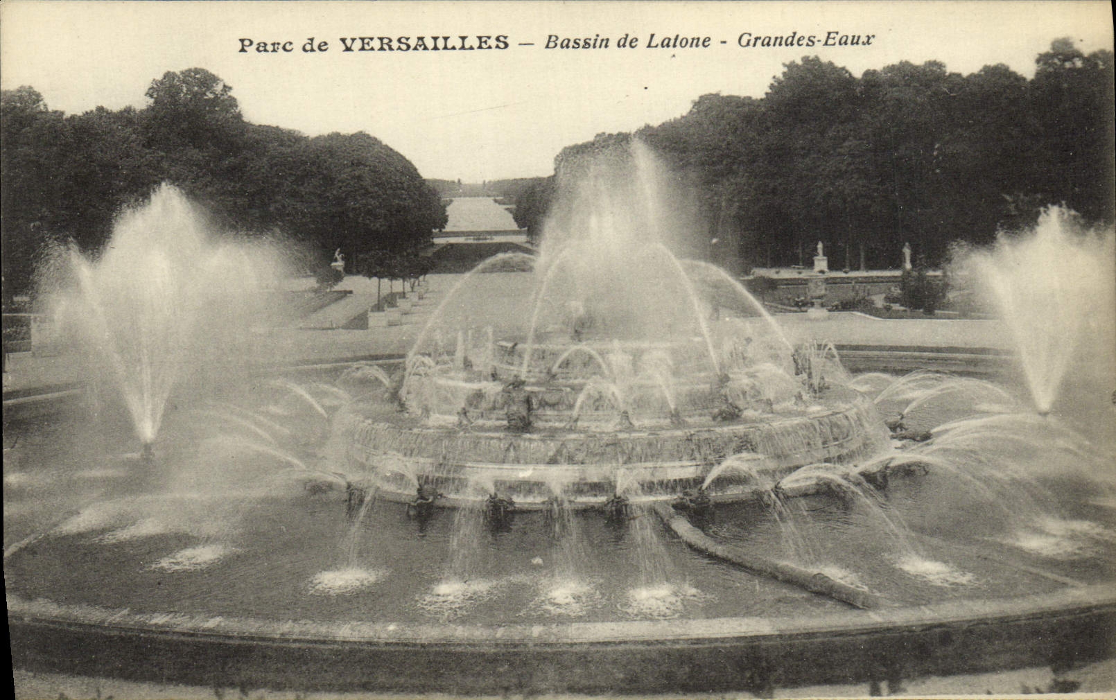 CPA Versailles Bassin de Latone Grandes eaux