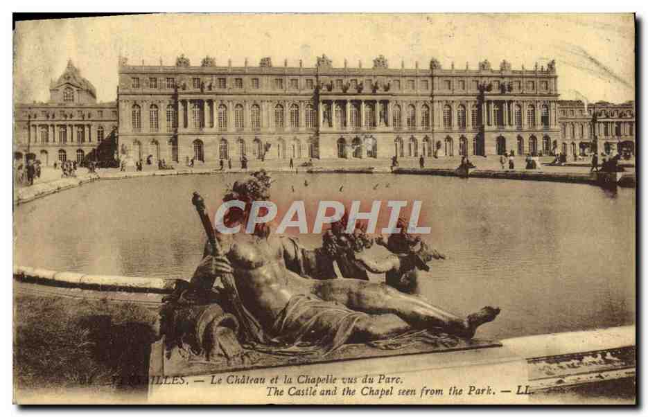 Versailles — Le Château et la Chapelle vus du Parc — LL