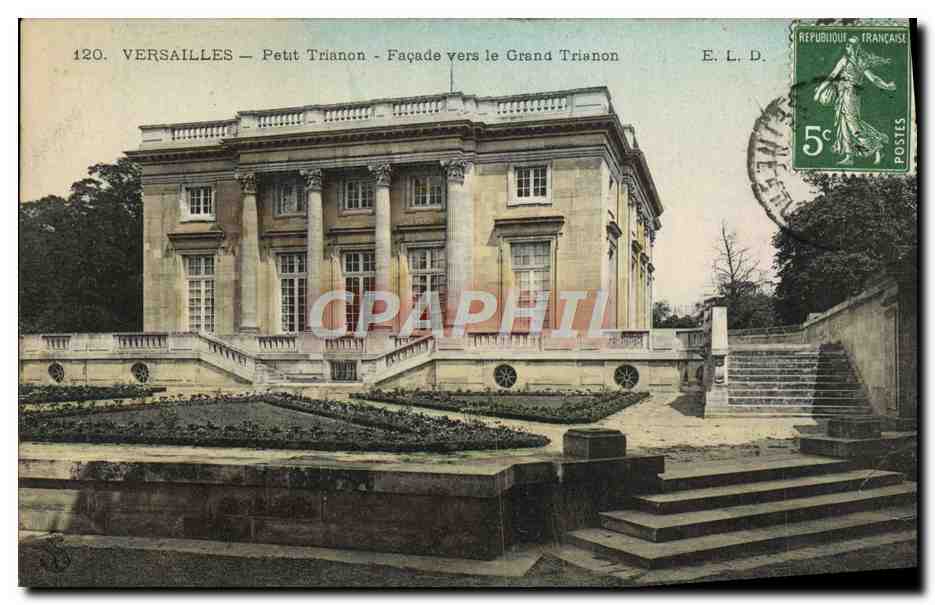 CPA Versailles Petit Trianon Facade Vers Le Grand Trianon