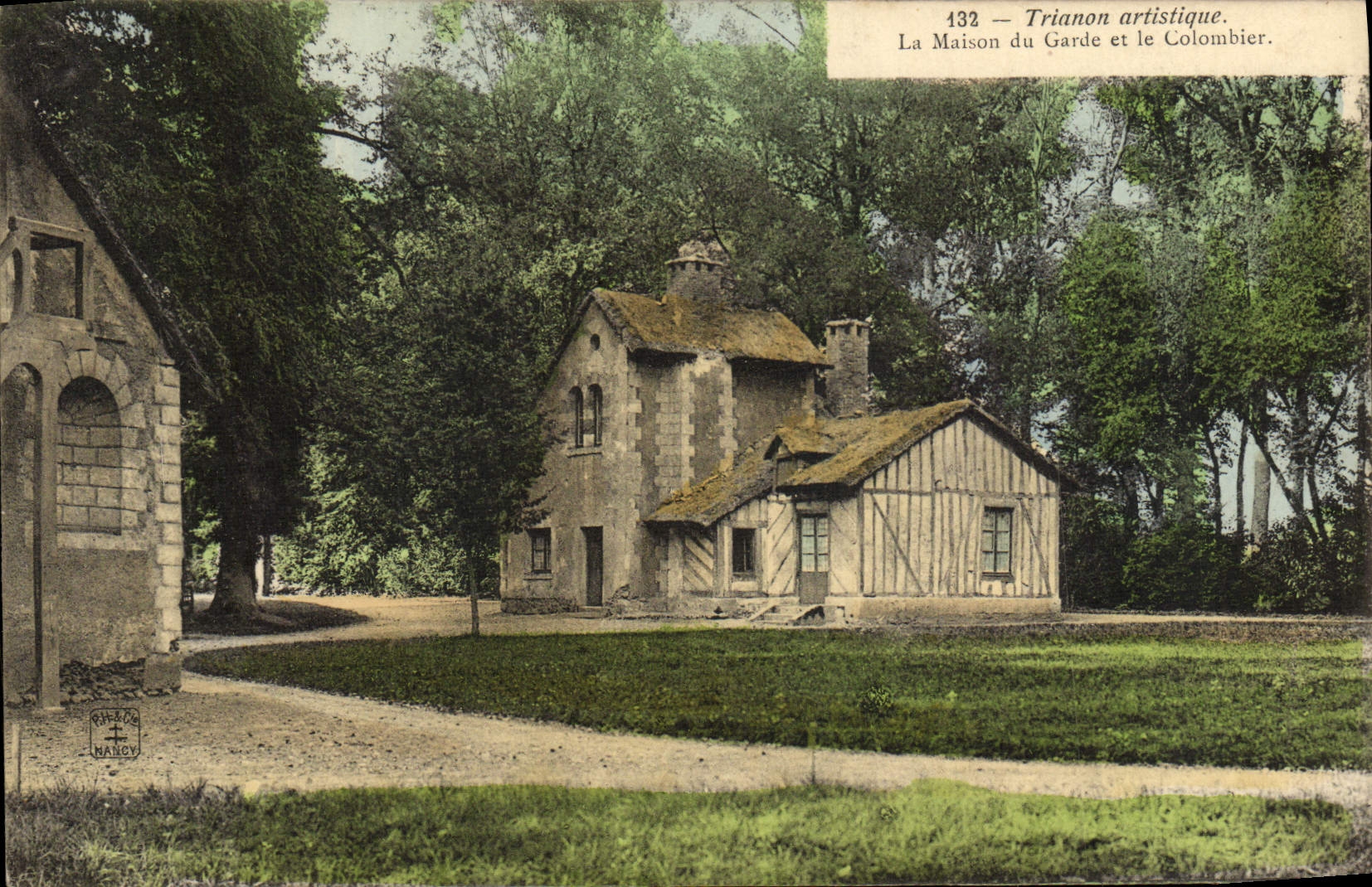 CPA Versailles La Maison du Garde et le Colombier