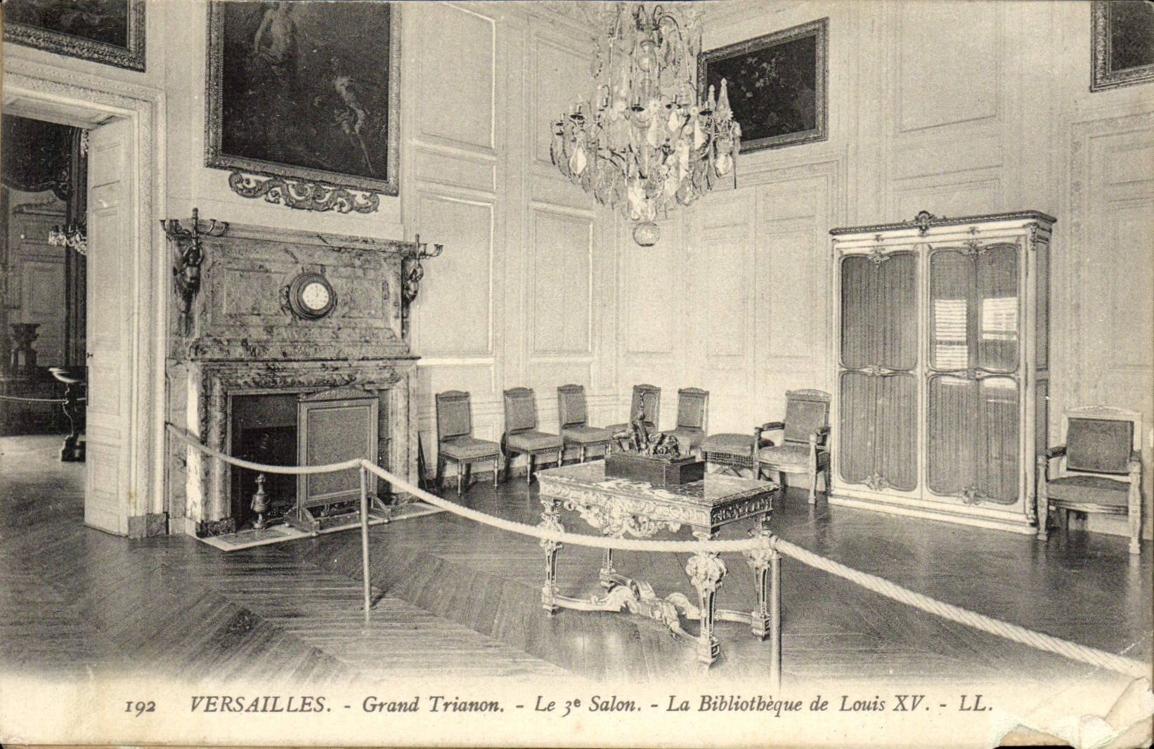 Carte recto vers oA Versailles Grand Trianon Salon La Bibliotbheque Le perystyle