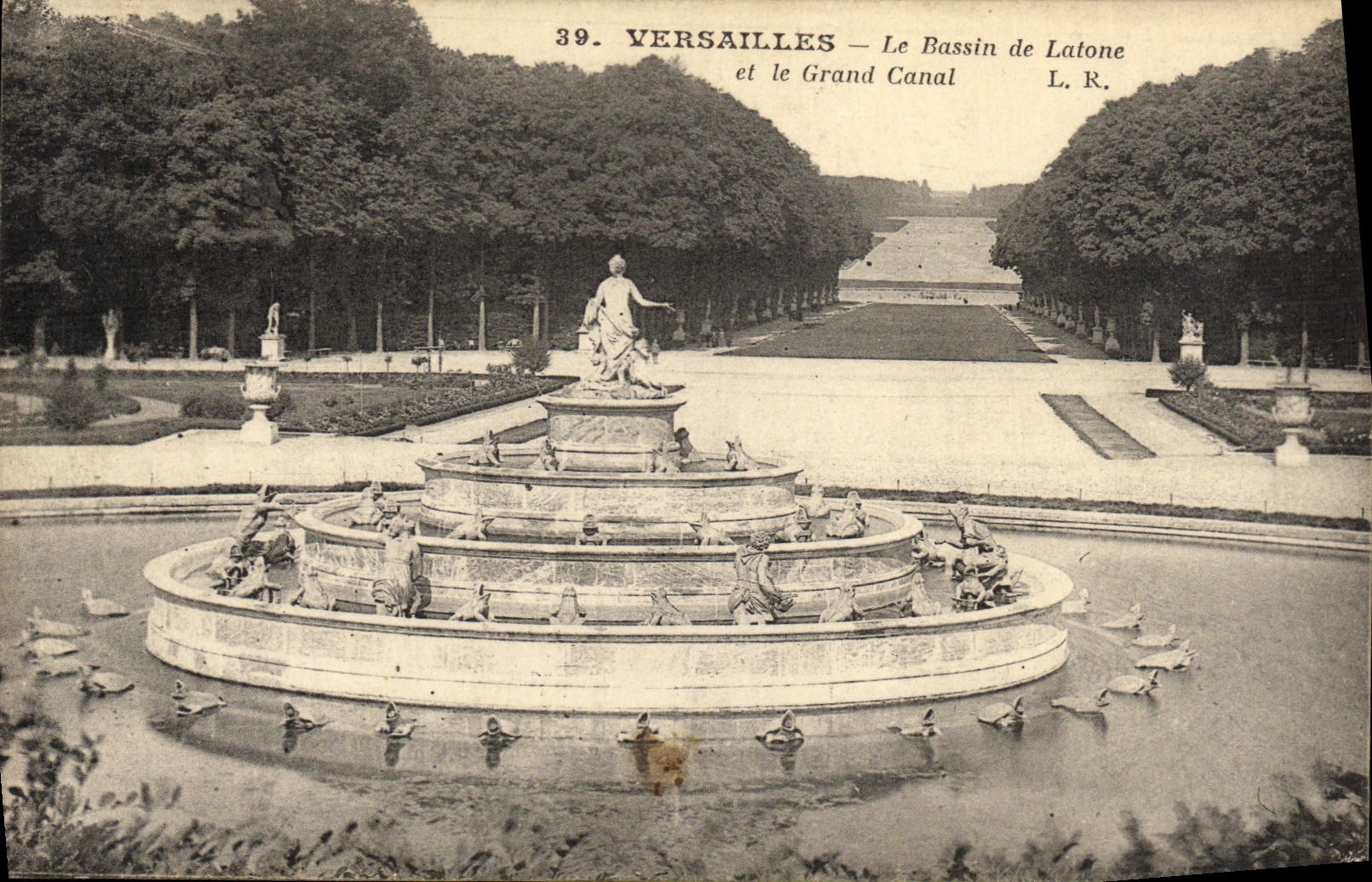 CPA Versailles Le Bassin de Latone et le grand canal