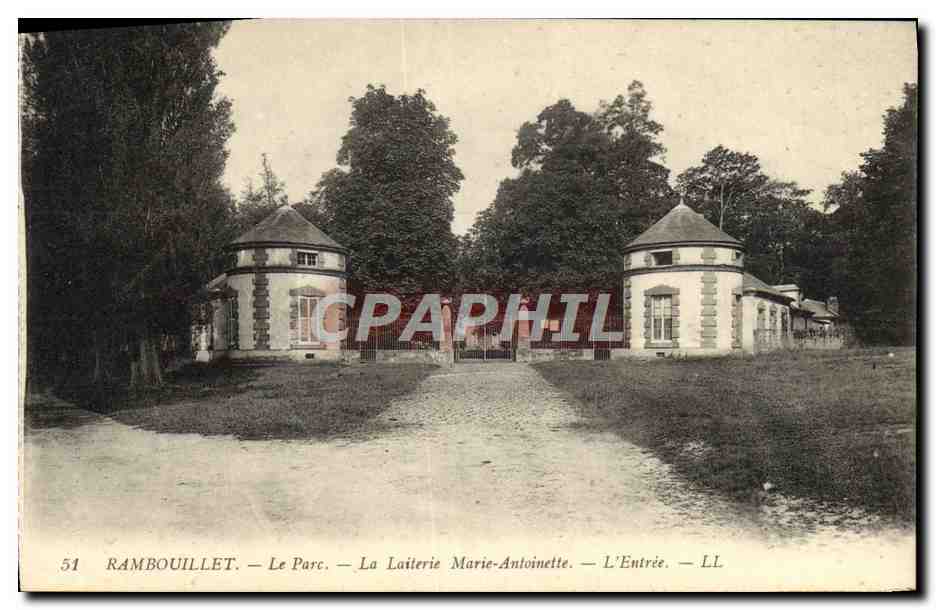 Rambouillet — Der Park — Die Käsestube Marie-Antoinette — Der Eingang — LL