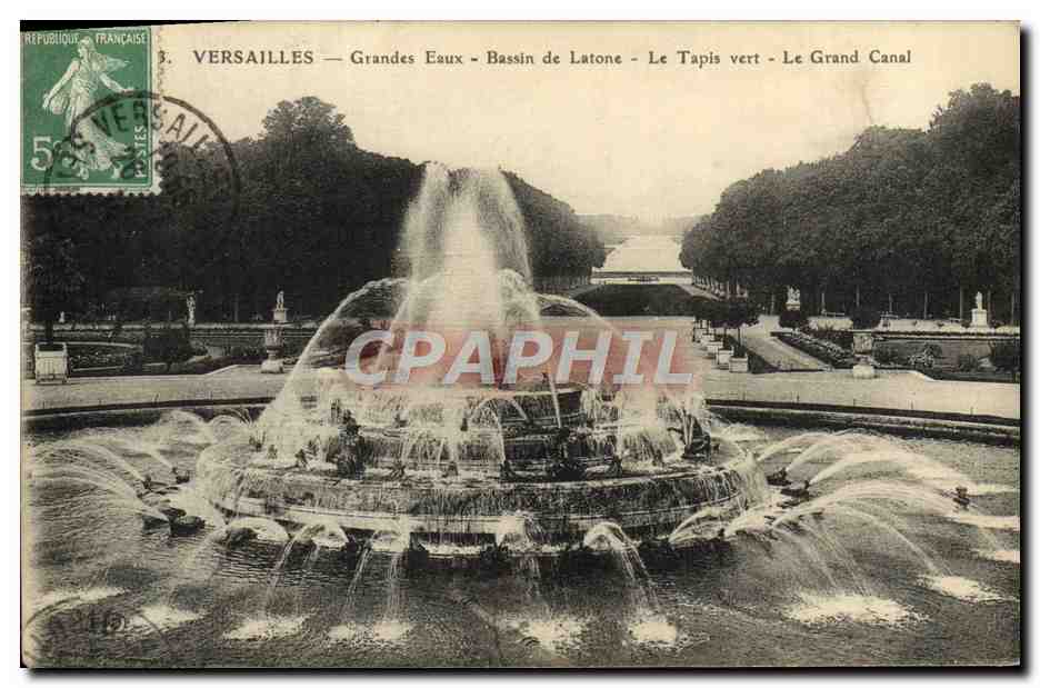 Versailles — Grandes Eaux - Bassin de Latone - Le Tapis vert - Le Grand Canal