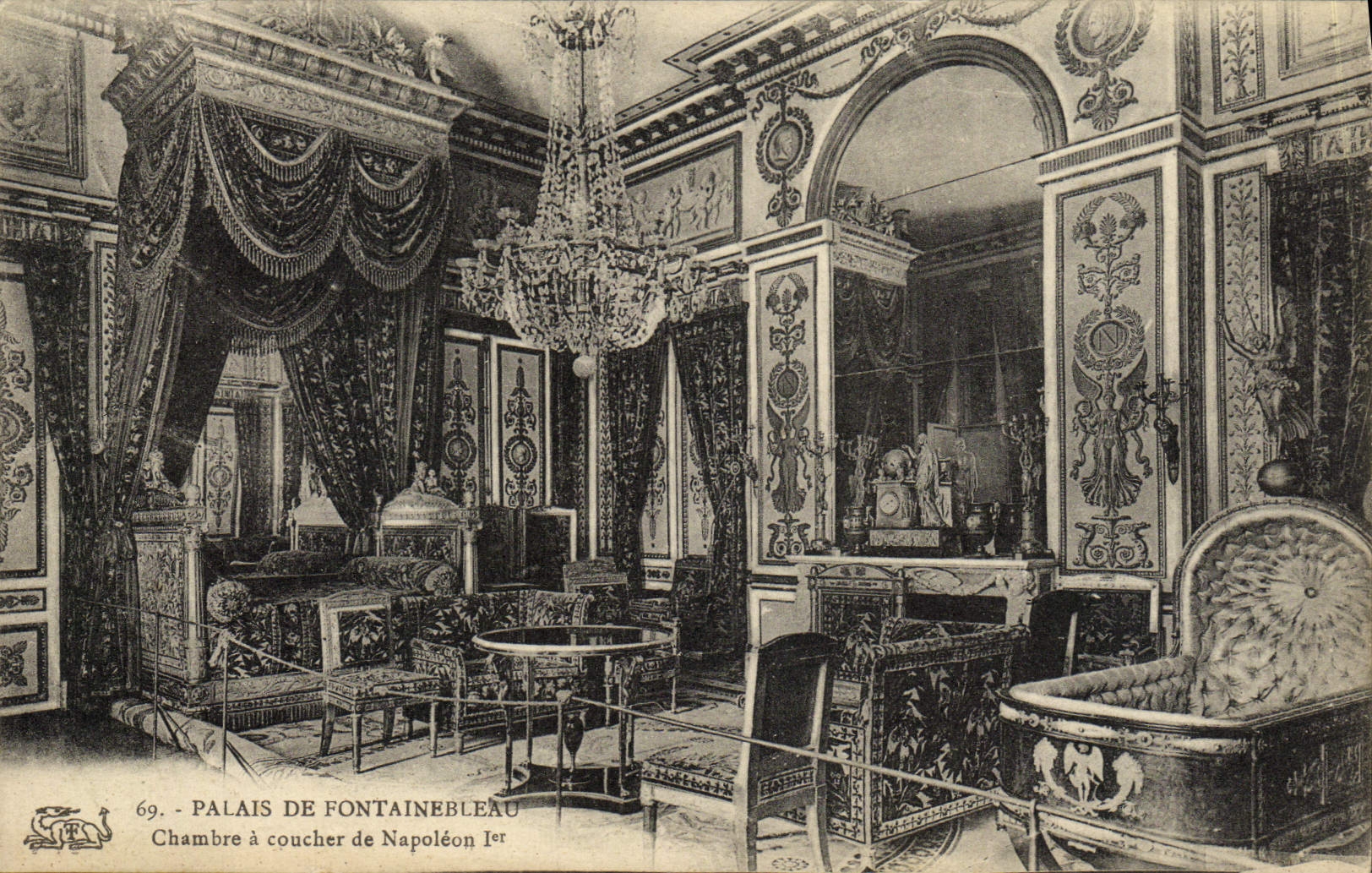 CPA Palais De Fontainebleau Chambre a Coucher De Napoleon 1er