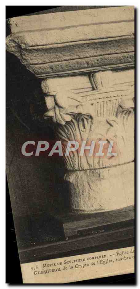 Chapiteau de la Crypte de l'Église — Musée de Sculpture Comparée — marbre