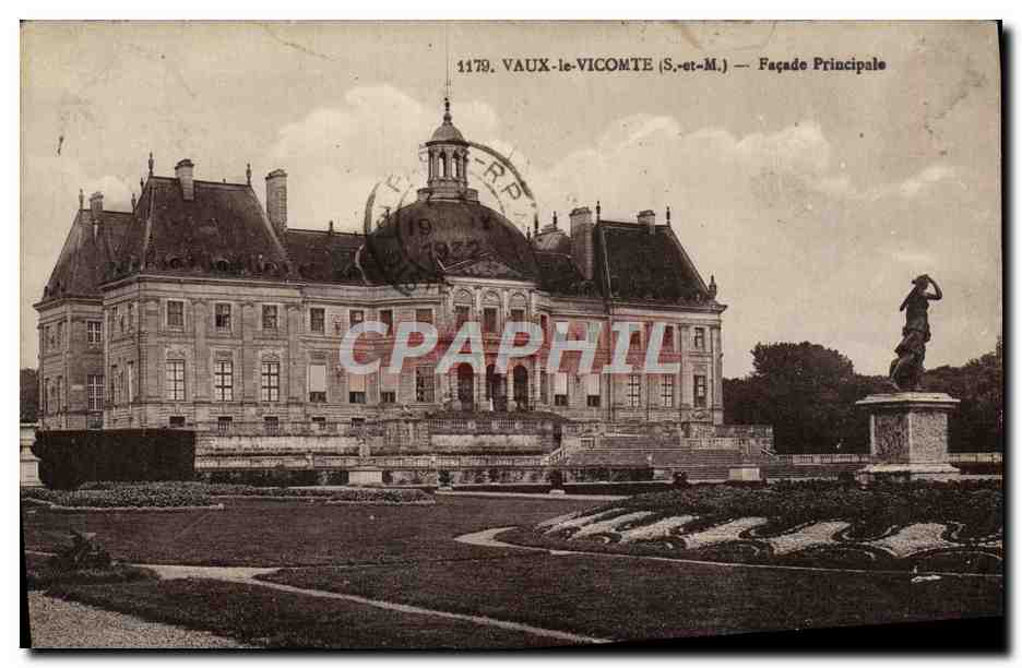 Vaux-le-Vicomte (S.-et-M.) — Façade Principale