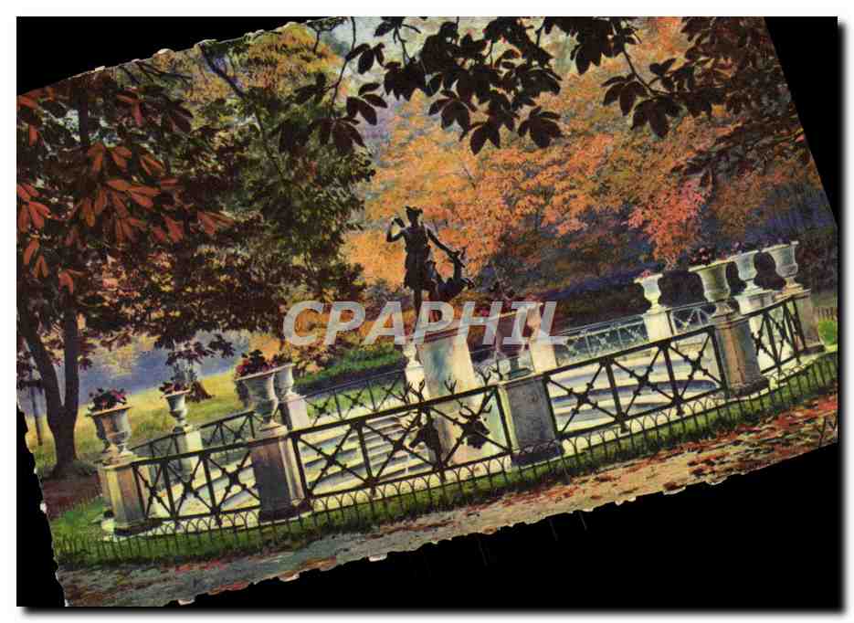 Fontainebleau (S.-et-M.) — Los Jardines del Palacio — Fuente de Diana — Ediciones La Douce France