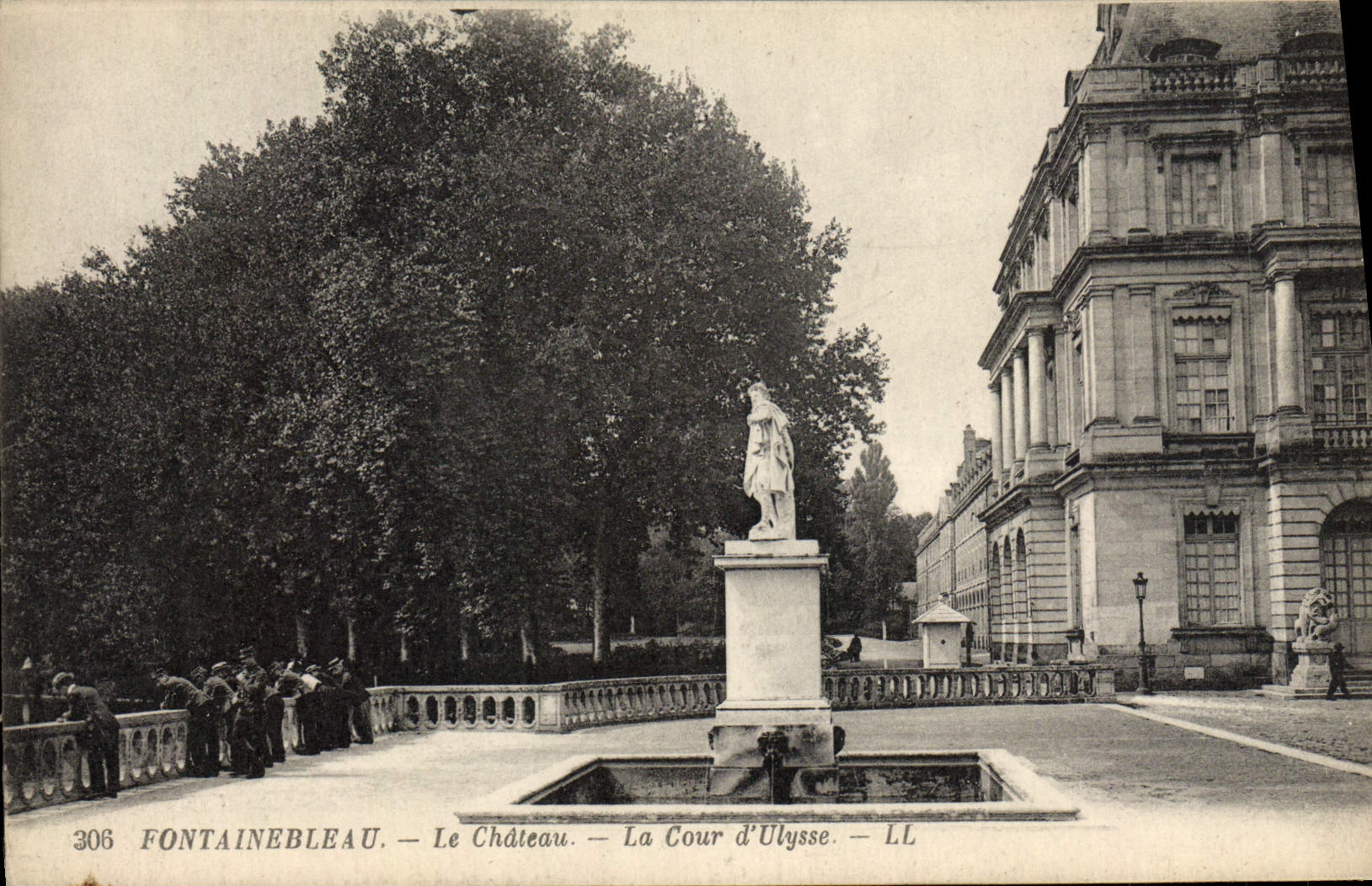 Fontainebleau — El Castillo — La Cour d'Ulysse — LL — n°306