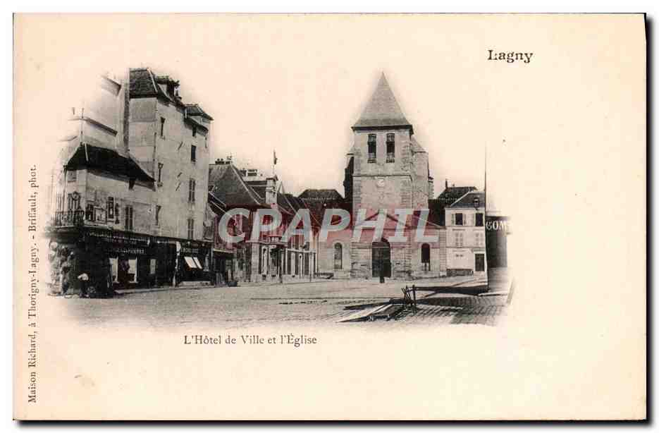 CPA Lagny L'Hotel De Ville Et l'Eglise