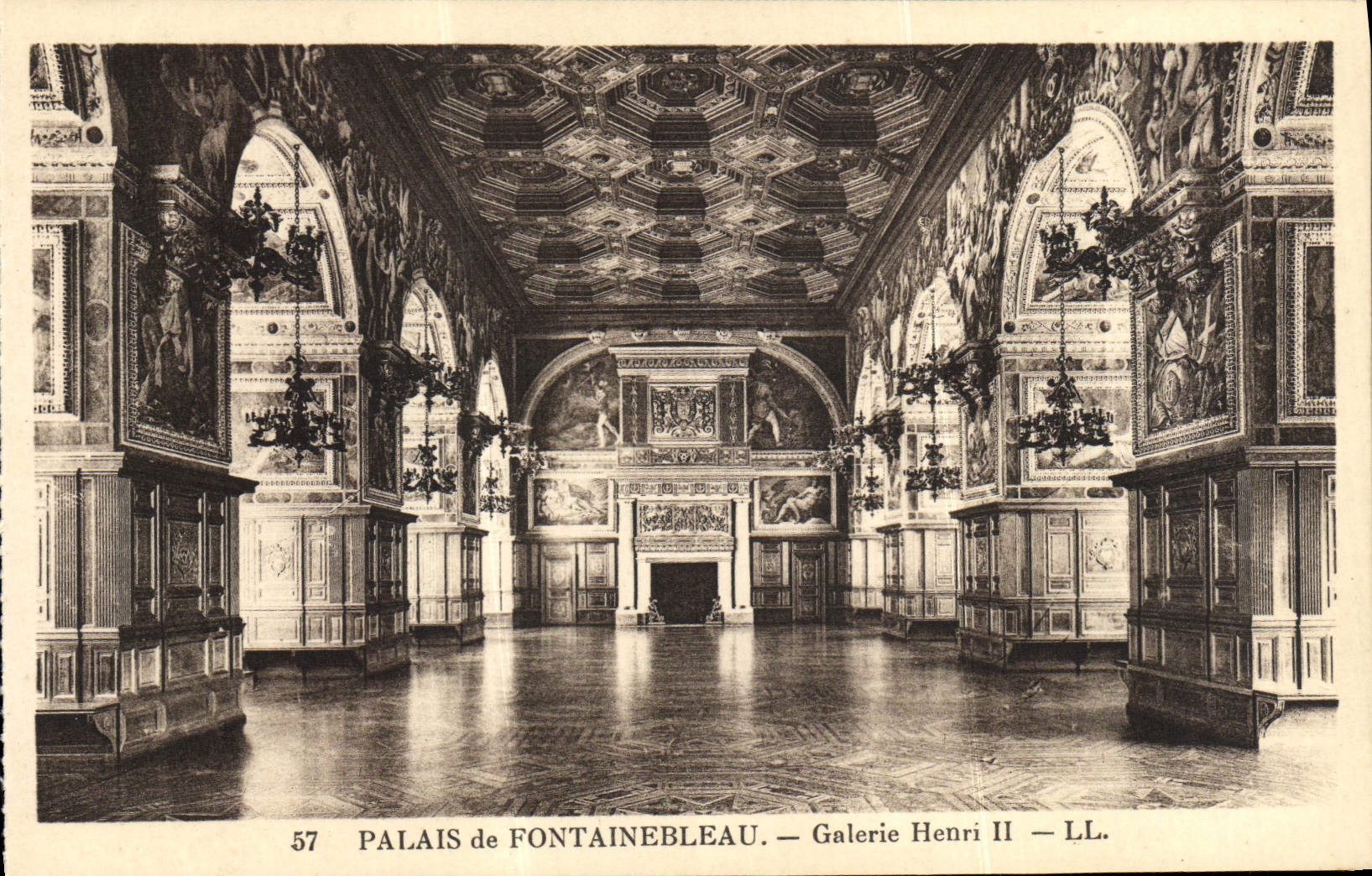 Schloss Fontainebleau — Galerie Henri II — LL.