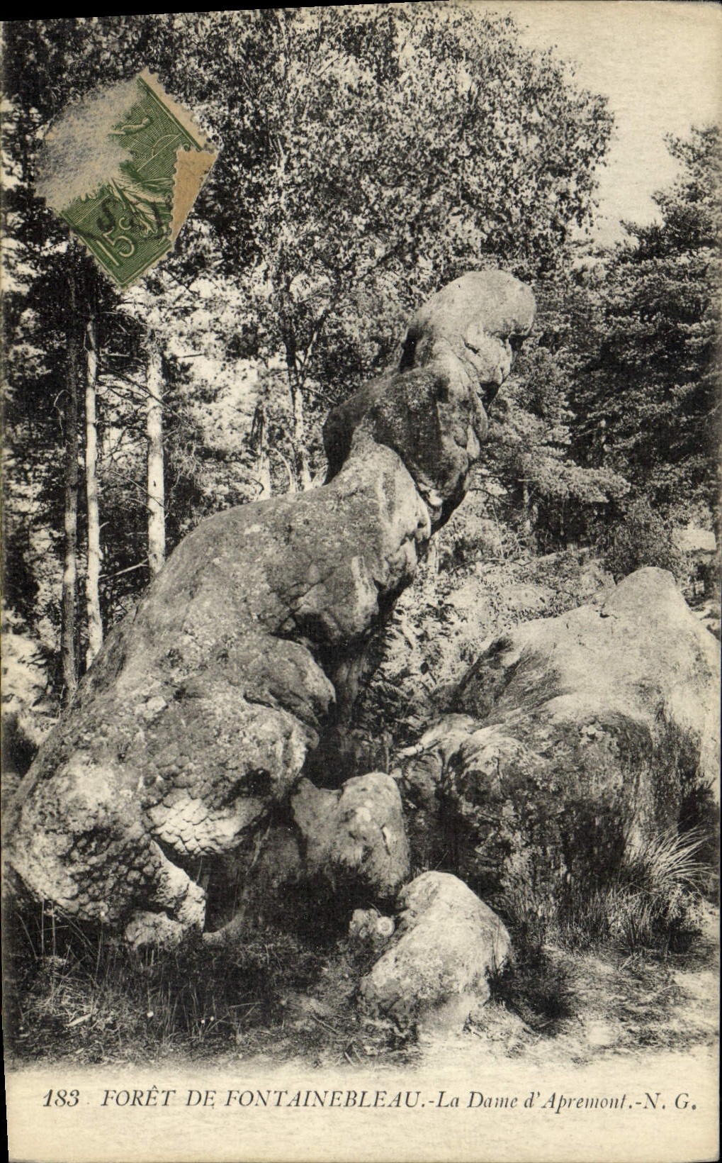 Bosque de Fontainebleau — La Dame d'Apremont — N. G. — N° 183
