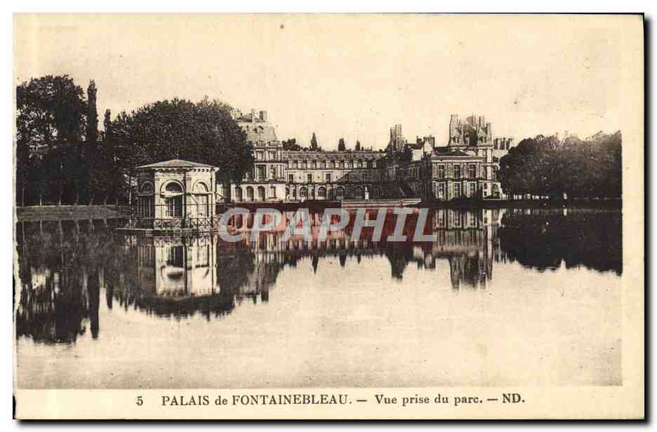 Paleis van Fontainebleau — Uitzicht genomen vanuit het park — ND.
