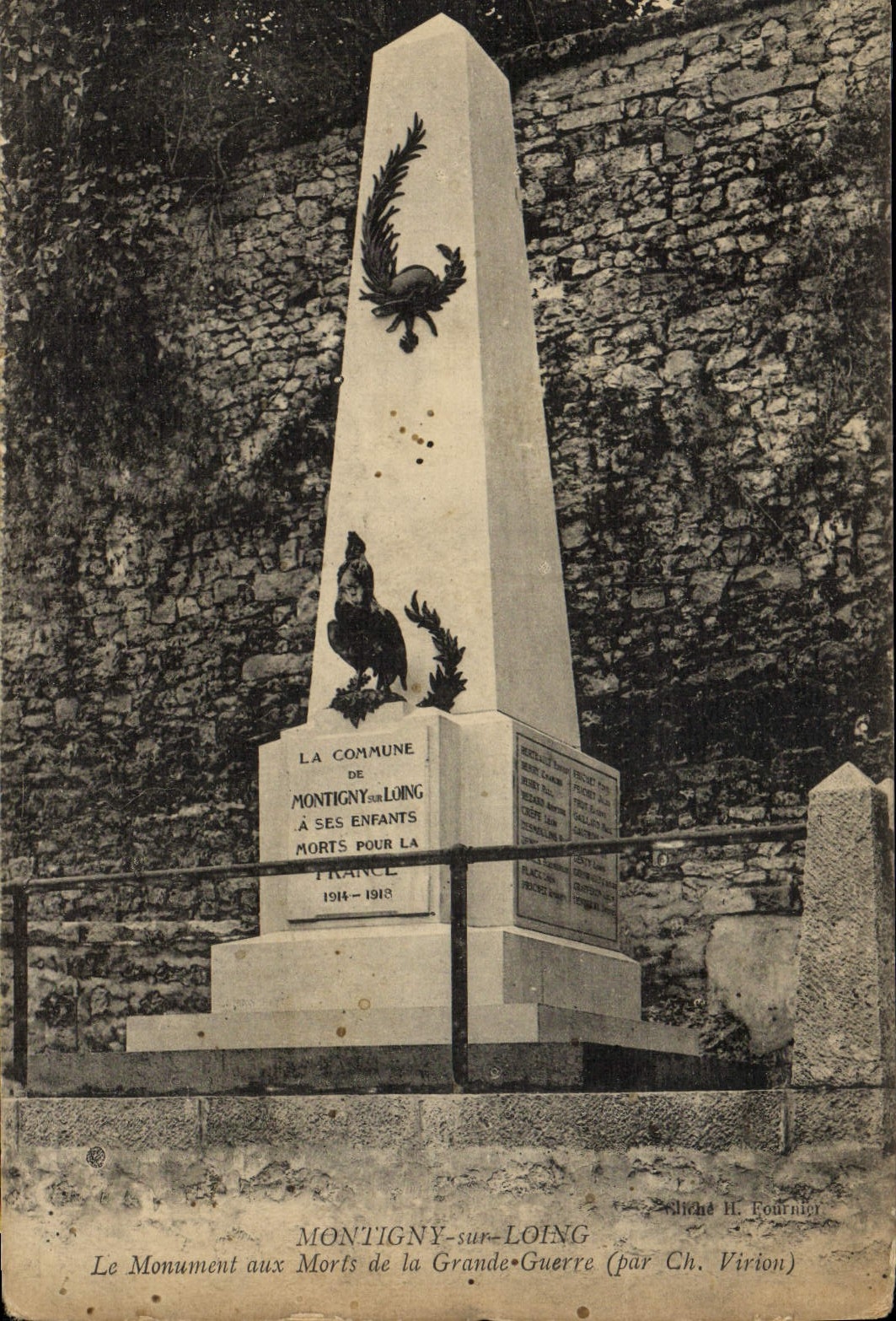 Montigny-sur-Loing — Monument aux Morts — (par Ch. Virion)