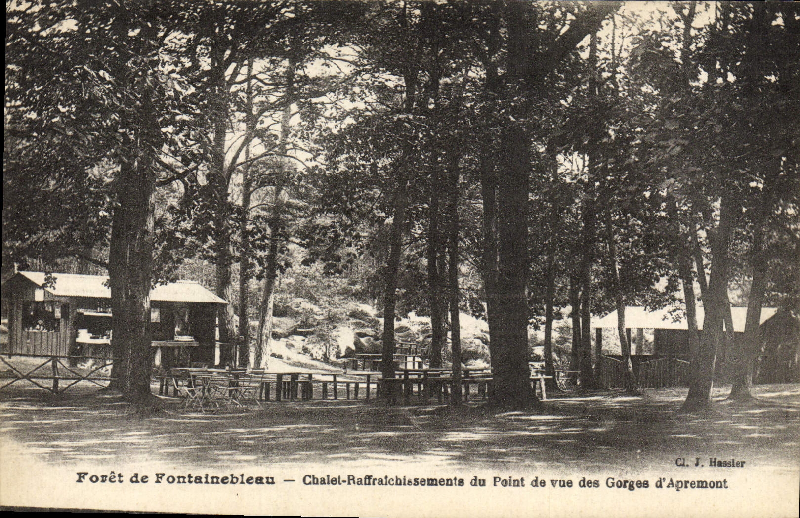 Wald von Fontainebleau — Chalet-Rafraîchissements vom Aussichtspunkt der Gorges d'Aprémont — Cl. J. Haasler