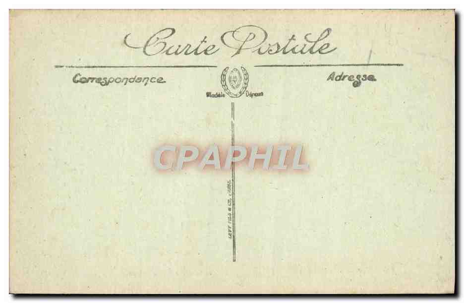 Fontainebleau — Il Palazzo — Le Scale del Ferro da Cavallo — N.G. — n° 366 — Verso
