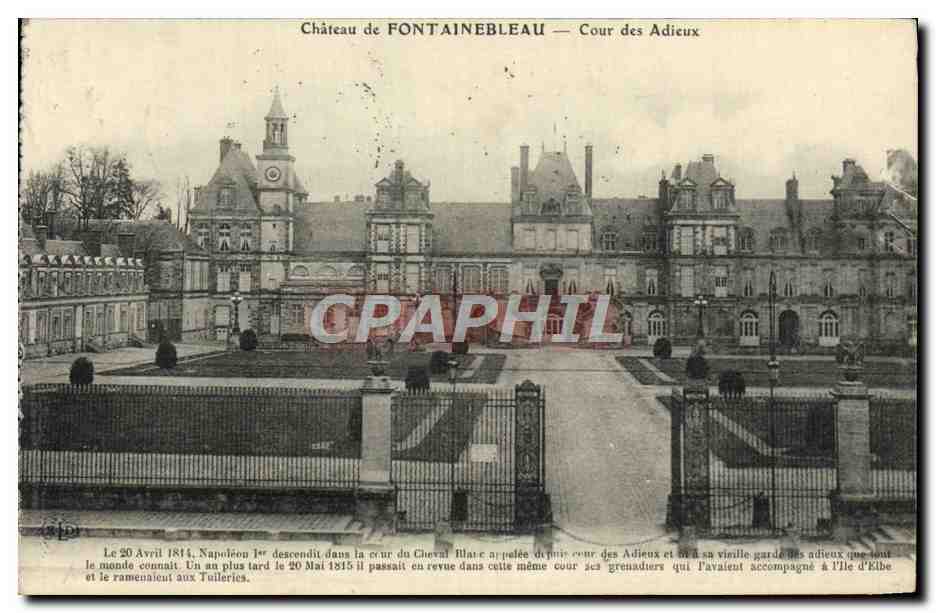 Château de FONTAINEBLEAU — Cour des Adieux — Éditeur : CPAPHIL, n° 181